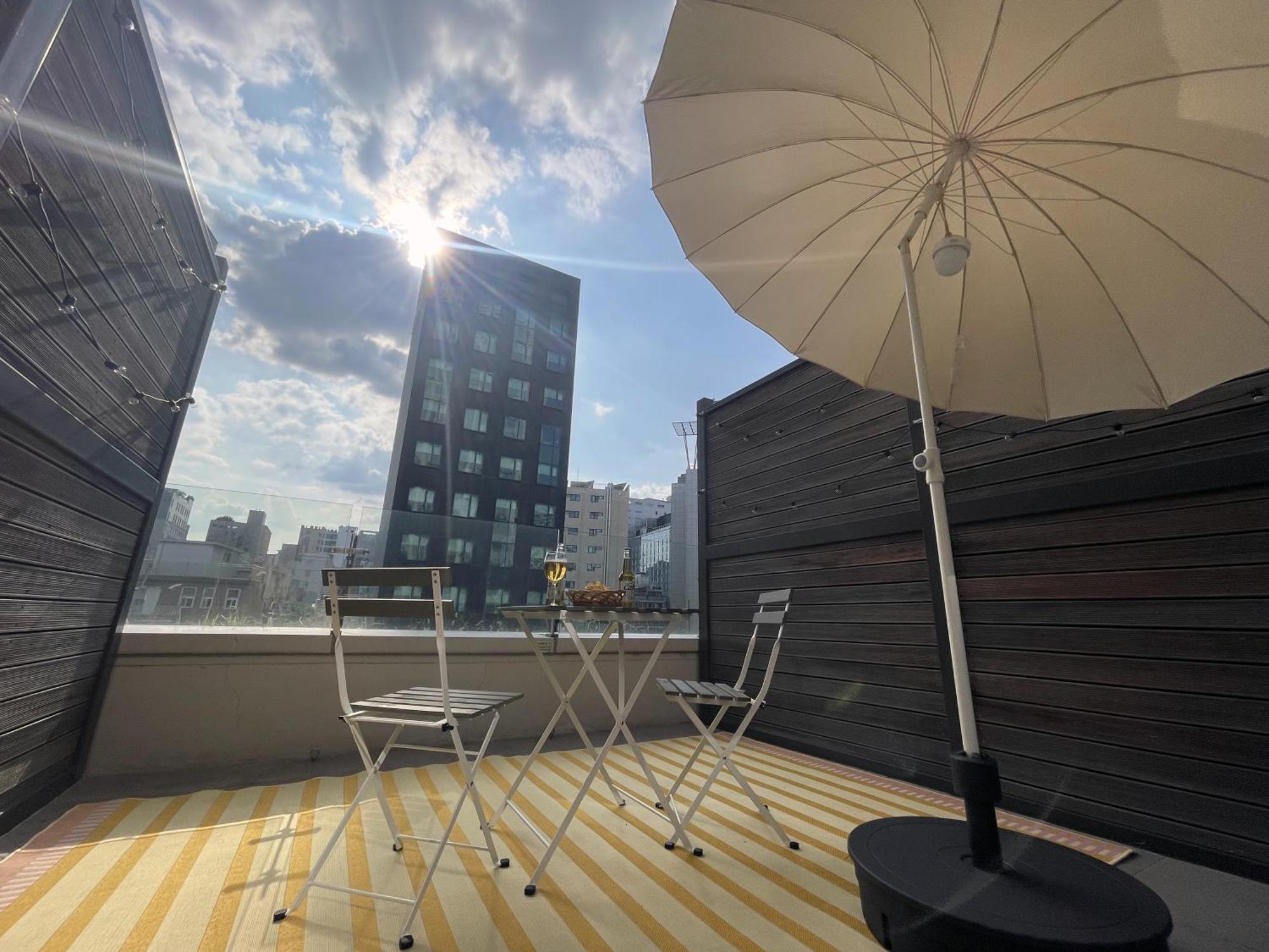 Urbanstay Myeongdong Seoul Ngoại thất bức ảnh