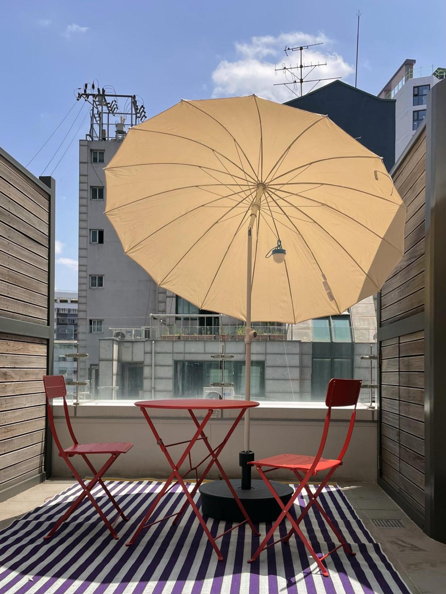Urbanstay Myeongdong Seoul Ngoại thất bức ảnh