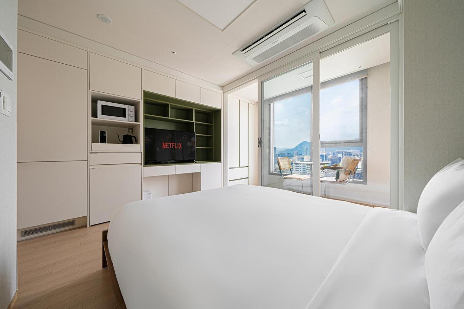 Urbanstay Myeongdong Seoul Ngoại thất bức ảnh
