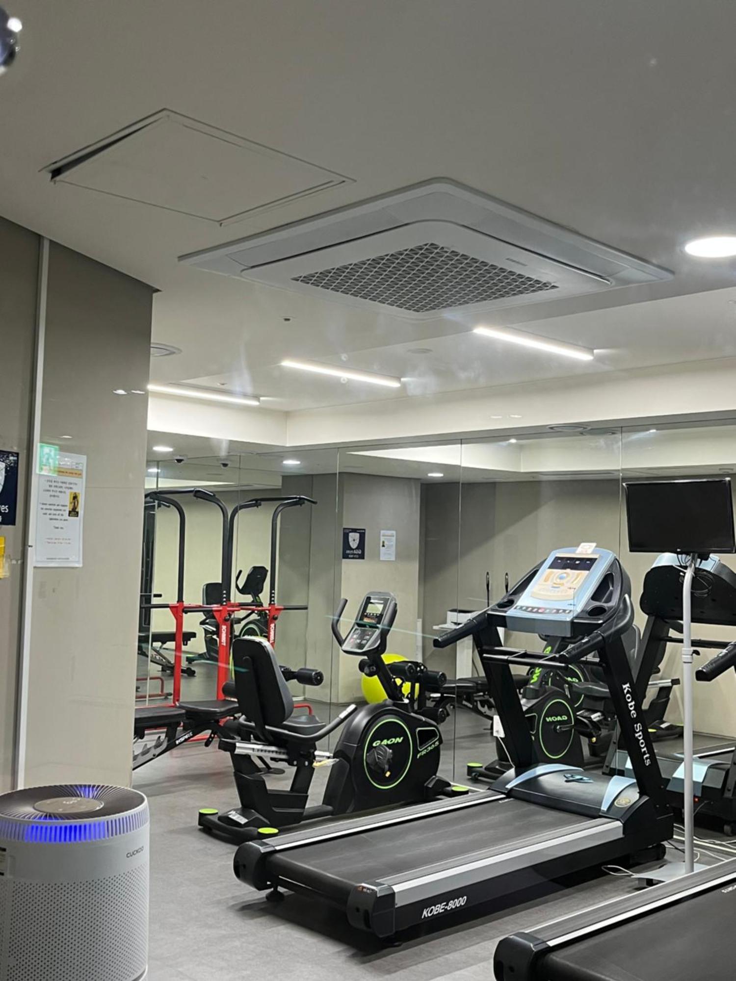 Urbanstay Myeongdong Seoul Ngoại thất bức ảnh